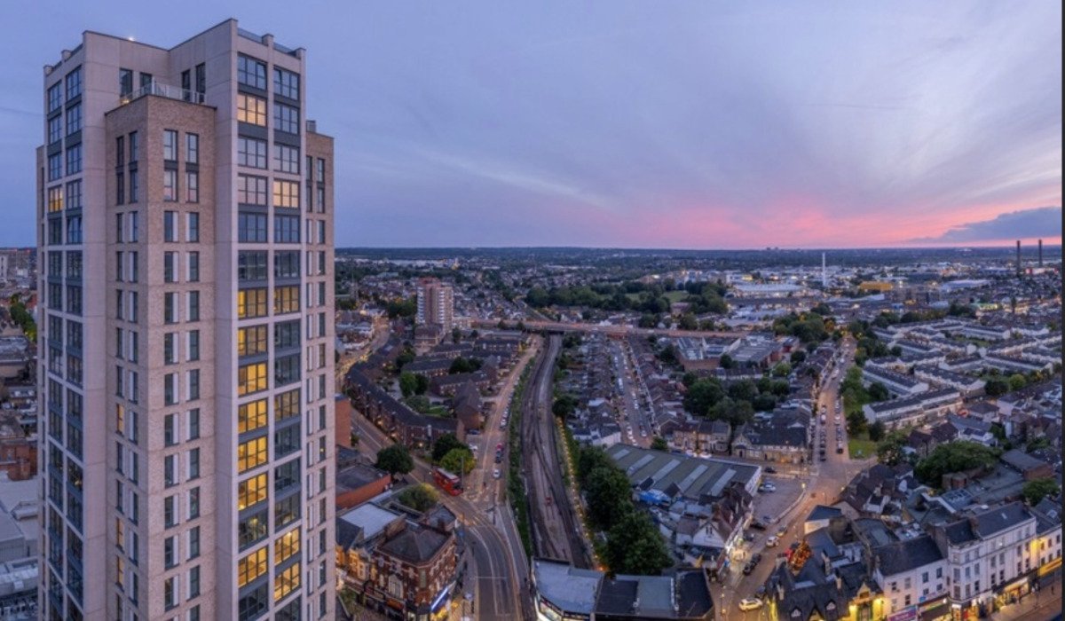 london square croydon