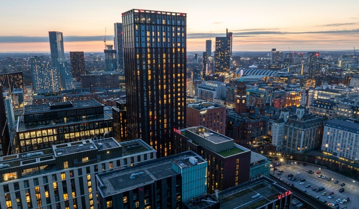 Vita Living Circle Square